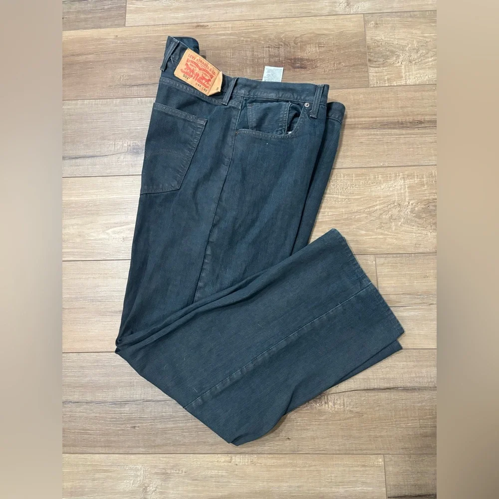 Levi’s 501 dark wash w44 L32